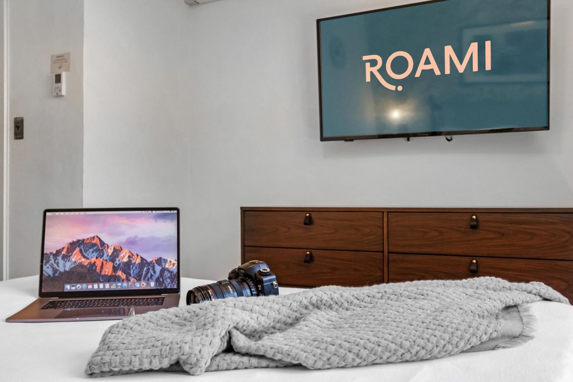 Roami At Tower Hotel - Calle Ocho Miami Bagian luar foto