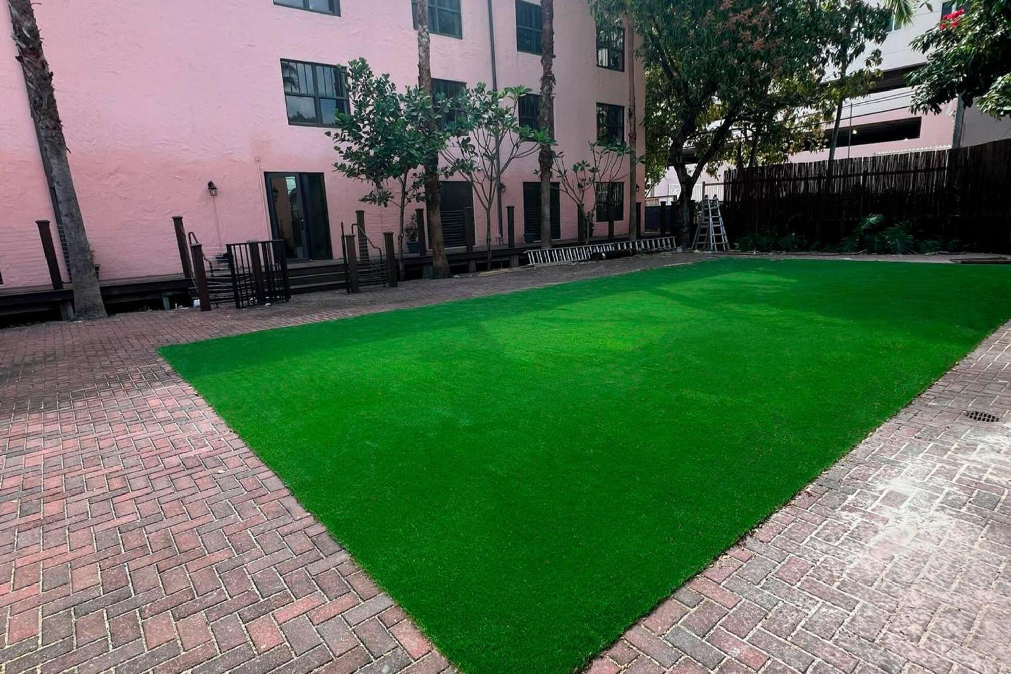Roami At Tower Hotel - Calle Ocho Miami Bagian luar foto